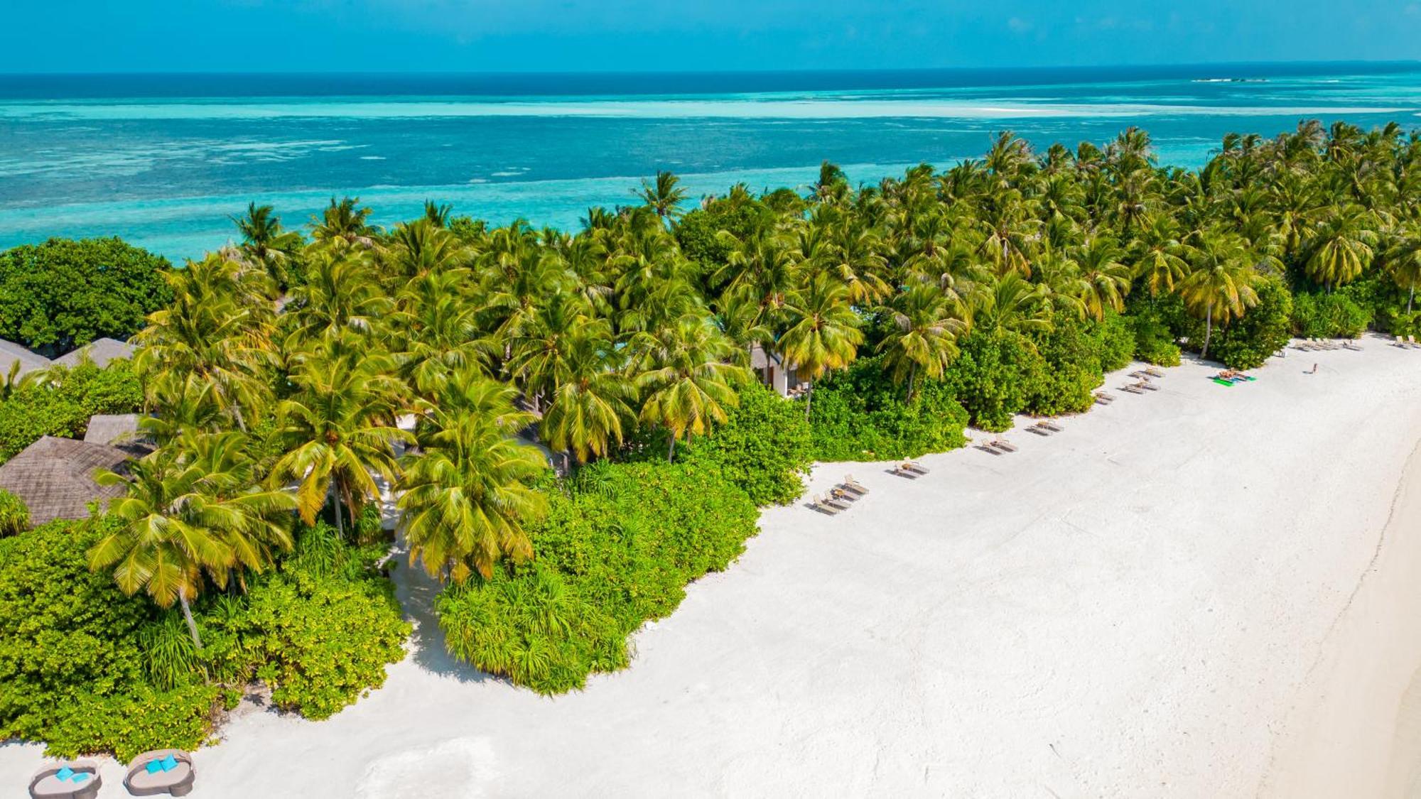 Cocoon Maldives Hotel Kurendhoo Exterior photo